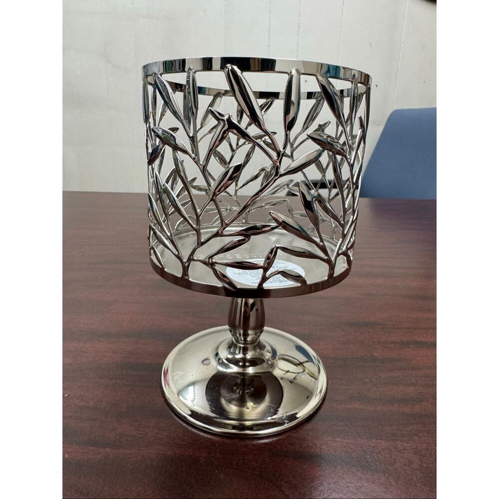 Bath & Body Works Vine Leaf Silver Pedestal 3 Wick Candle Holder